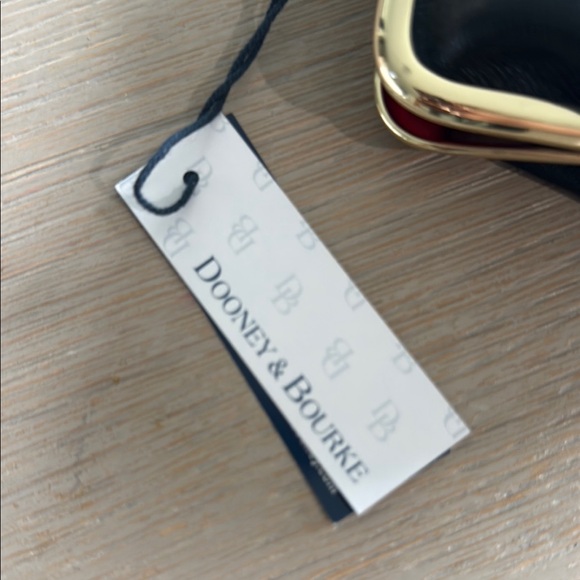 Dooney & Bourke Black Kisslock Coin Purse - Picture 7 of 10